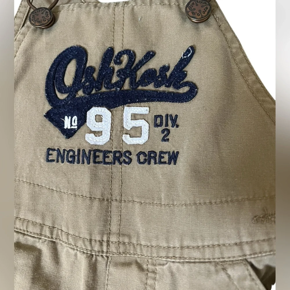 Set of 2 Overalls plaid shorts + long beige & 2 plaid shirts size 12months